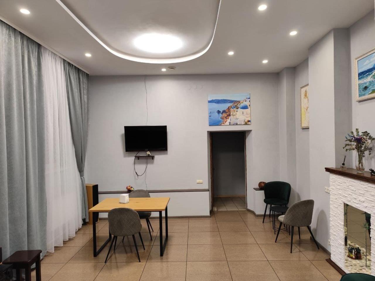 Mini-Hotel Ocean Kiev Eksteriør billede